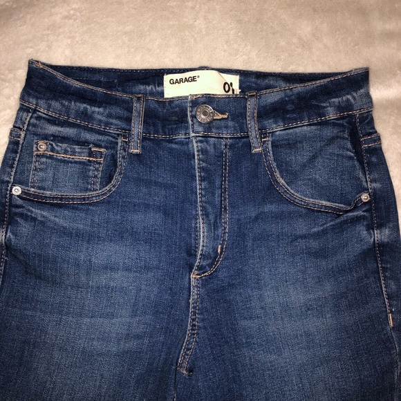 Garage Distressed Skinny Jeans - Picture 2 of 4